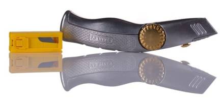 Stanley FatMax Pro Retractable Knife with 10 Blades - 205mm