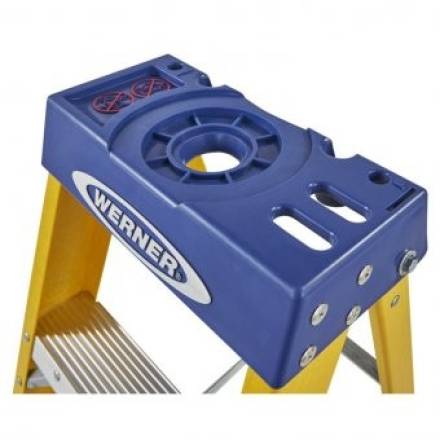 Werner 716 Series 4-Tread Fibreglass Swingback Stepladder
