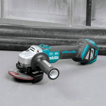 Makita DGA463Z 18V LXT Brushless 115mm Cordless Angle Grinder Body Only