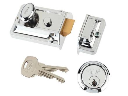 Yale P77 Traditional Chrome Nightlatch 60mm Backset