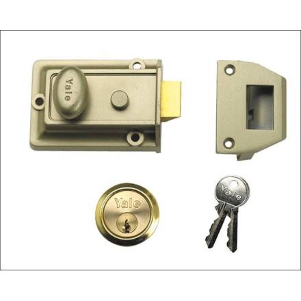 Yale P77 Brasslux Traditional Nightlatch 60mm Backset